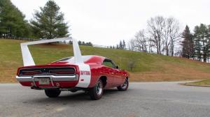 Dodge Charger Daytona Hemi 1969 года 